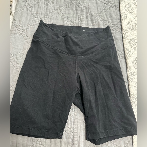 Old navy biker shorts - Picture 1 of 3